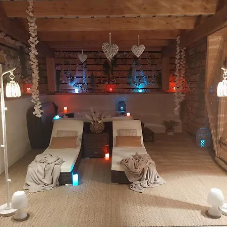 אוהל מפואר Le Clos Fmr Insolite Manon Carcassonne Malves-en-Minervois