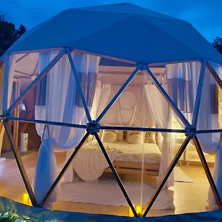 Luxury tent Le Clos Fmr Insolite Manon Carcassonne Malves-en-Minervois