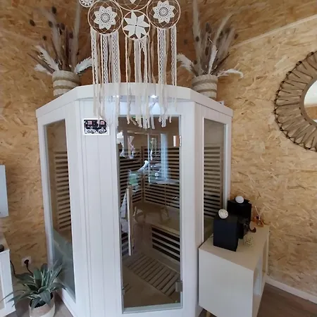 Le Clos Fmr Insolite Manon Carcassonne אוהל מפואר Malves-en-Minervois